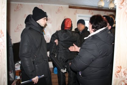 Жительница Лев-Толстовского района предстанет перед судом по обвинению в убийстве бывшего супруга